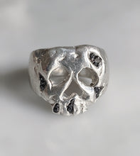Load image into Gallery viewer, Sterling Silver & Black Diamond Druzy Skull Ring