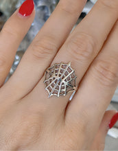 Load image into Gallery viewer, Charlotte Web Ring