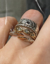 Load image into Gallery viewer, 14k Yellow Gold Diamond Chain Ring
