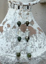 Load image into Gallery viewer, Green Eye Dangle Earrings
