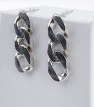 Load image into Gallery viewer, Alice in Chain Earrings