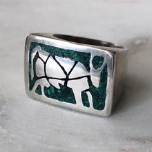 Load image into Gallery viewer, The Bull Signet Ring