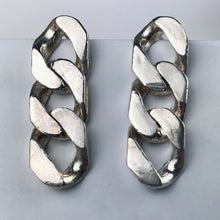 Load image into Gallery viewer, Alice in Chain Earrings
