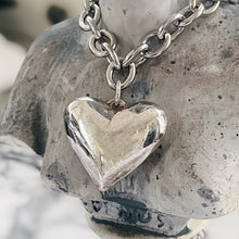 Load image into Gallery viewer, Chunky Heart Necklace
