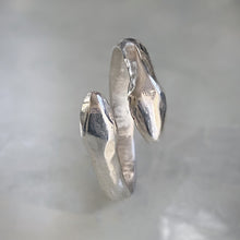 Load image into Gallery viewer, Double Headed Wrap Snake Ring