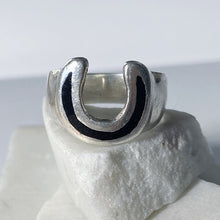 Load image into Gallery viewer, Jet Black Horseshoe Ring