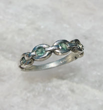 Load image into Gallery viewer, Alexandrite Chain Ring