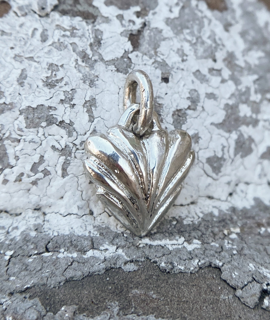 Heart Clam Shell Charm