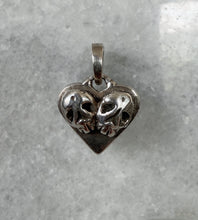 Load image into Gallery viewer, The Lovers Skull Heart Charm