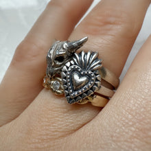 Load image into Gallery viewer, Sacred Heart Ring