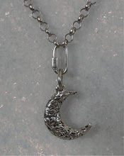Load image into Gallery viewer, Crescent Moon Pendant
