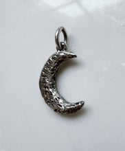 Load image into Gallery viewer, Crescent Moon Pendant