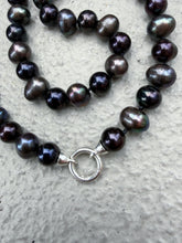 Load image into Gallery viewer, Black Peacock Freshwater Pearl Necklace