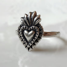 Load image into Gallery viewer, Sacred Heart Ring