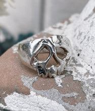 Load image into Gallery viewer, Cavity Black Diamond Skull Ring