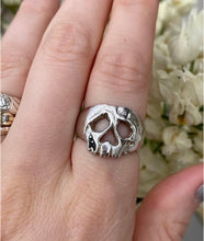 Load image into Gallery viewer, Cavity Black Diamond Skull Ring