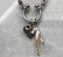 Load image into Gallery viewer, Pierced Ring