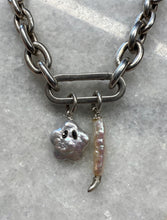 Load image into Gallery viewer, Star Ghost Pearl Charm