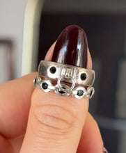 Load image into Gallery viewer, Choker Ring
