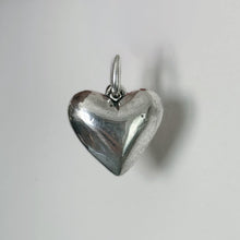 Load image into Gallery viewer, Baby Chunky Heart Pendant