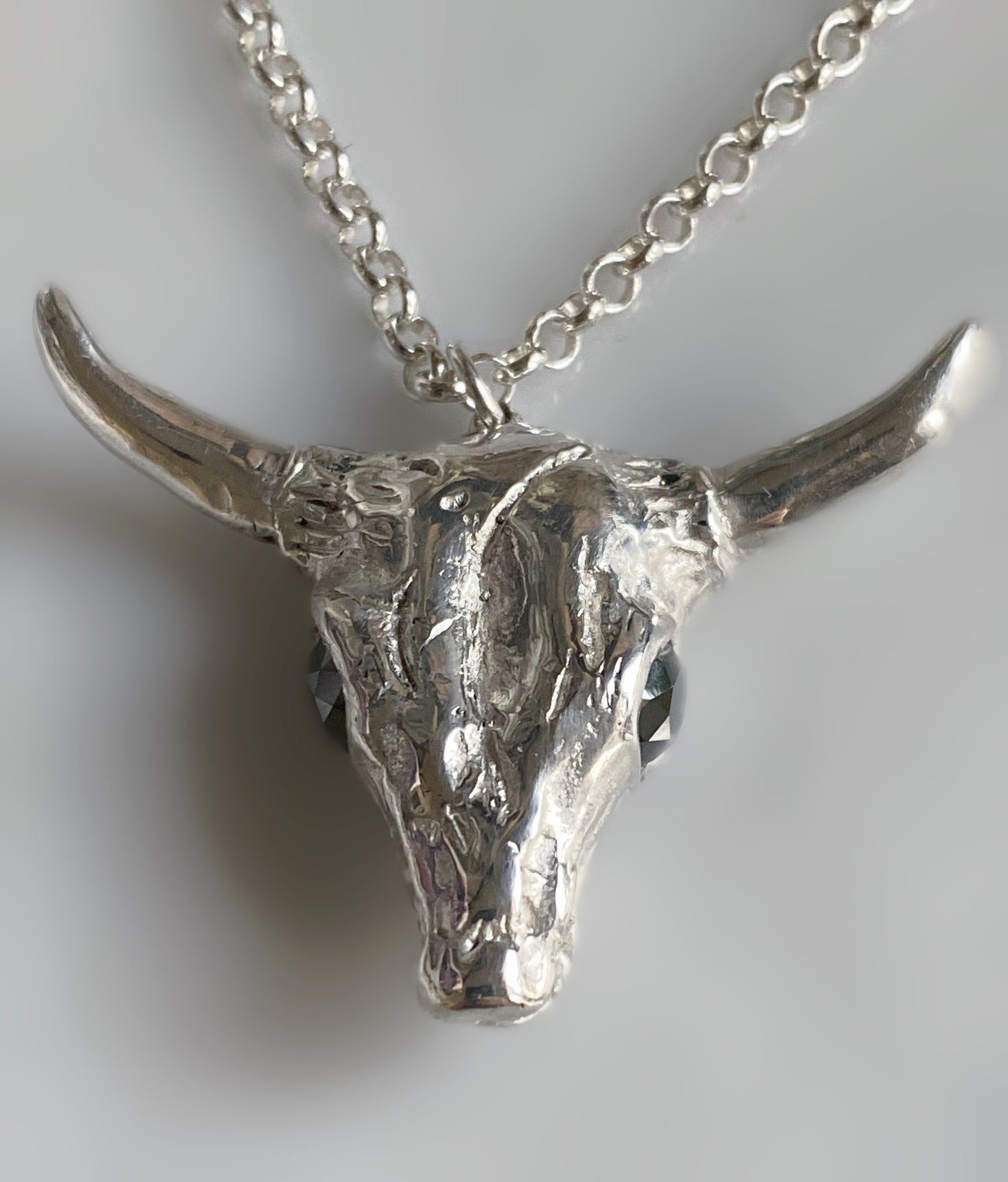 Gothic Bull Head Skull Pendant Stainless Steel Punk Hip Hop Biker Men's  Animal Skull Necklace Pendant Jewelry Gift Wholesale - AliExpress
