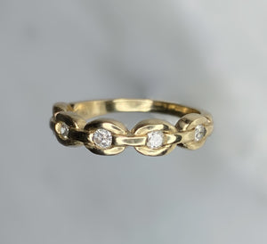 14k Yellow Gold Diamond Chain Ring