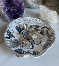 Load image into Gallery viewer, Black &amp; White Marble Jewelry Tray