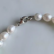 Load image into Gallery viewer, Custom Pearl Necklace