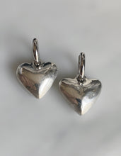 Load image into Gallery viewer, Small Chunky Heart Hoop Earrings