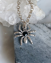 Load image into Gallery viewer, Hallow&#39;s Spider Necklace