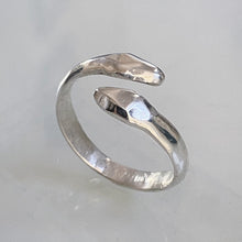 Load image into Gallery viewer, Double Headed Wrap Snake Ring