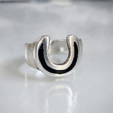 Load image into Gallery viewer, Jet Black Horseshoe Ring